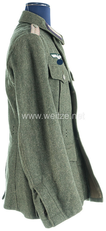 Wehrmacht Feldbluse und Schirmmütze für einen Sonderführer auf Kriegsdauer  Bild 2