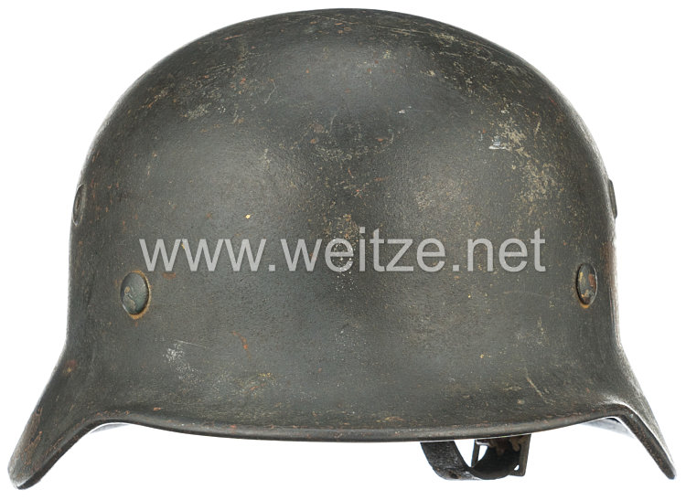 Wehrmacht Stahlhelm M 35  Bild 2