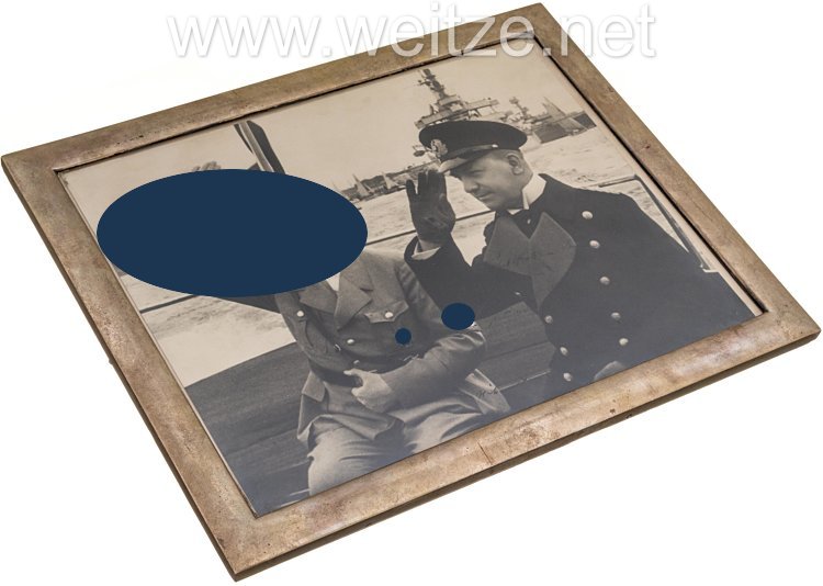 III. Reich - Adolf Hitler persönlich gewidmetes Geschenkbild an Erich Raeder als Oberbefehlshaber der Kriegsmarine Bild 2