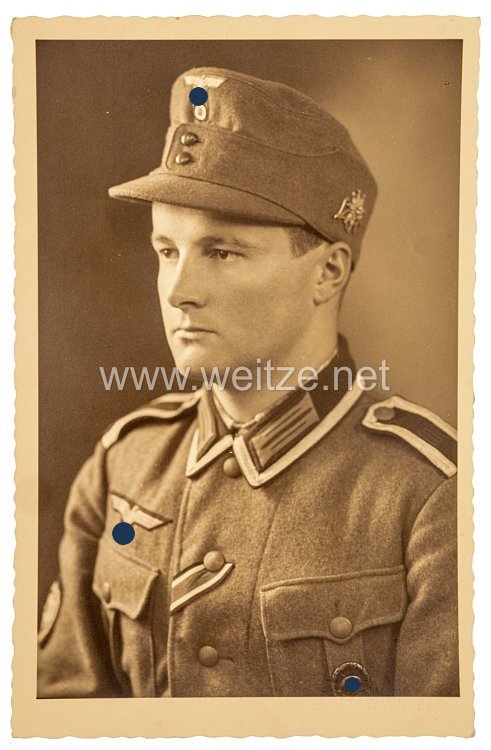 Wehrmacht Feldbluse, geschönte Feldbluse und Schirmmütze aus dem Besitz von Karl Breyer im Gebirgsjäger-Regiment 100 Bild 2