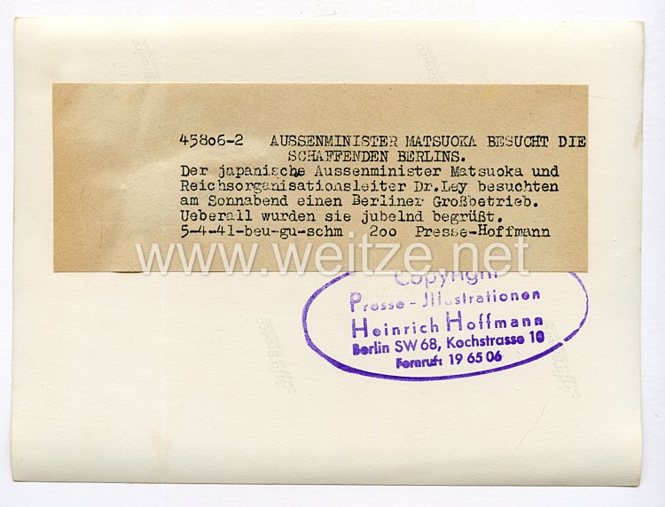 III. Reich Pressefoto. Außenminister Matsuoka besucht die Schaffenden Berlins. 5.4.1941.  Bild 2