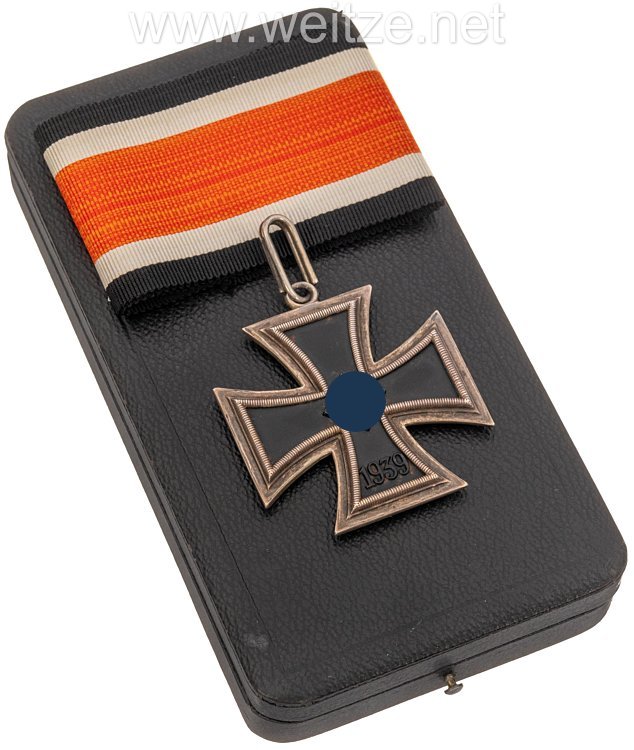 Ritterkreuz des Eisernen Kreuz 1939 im Etui aus dem persönlichen Besitz Generalleutnant Friedrich Zickwolff   Bild 2